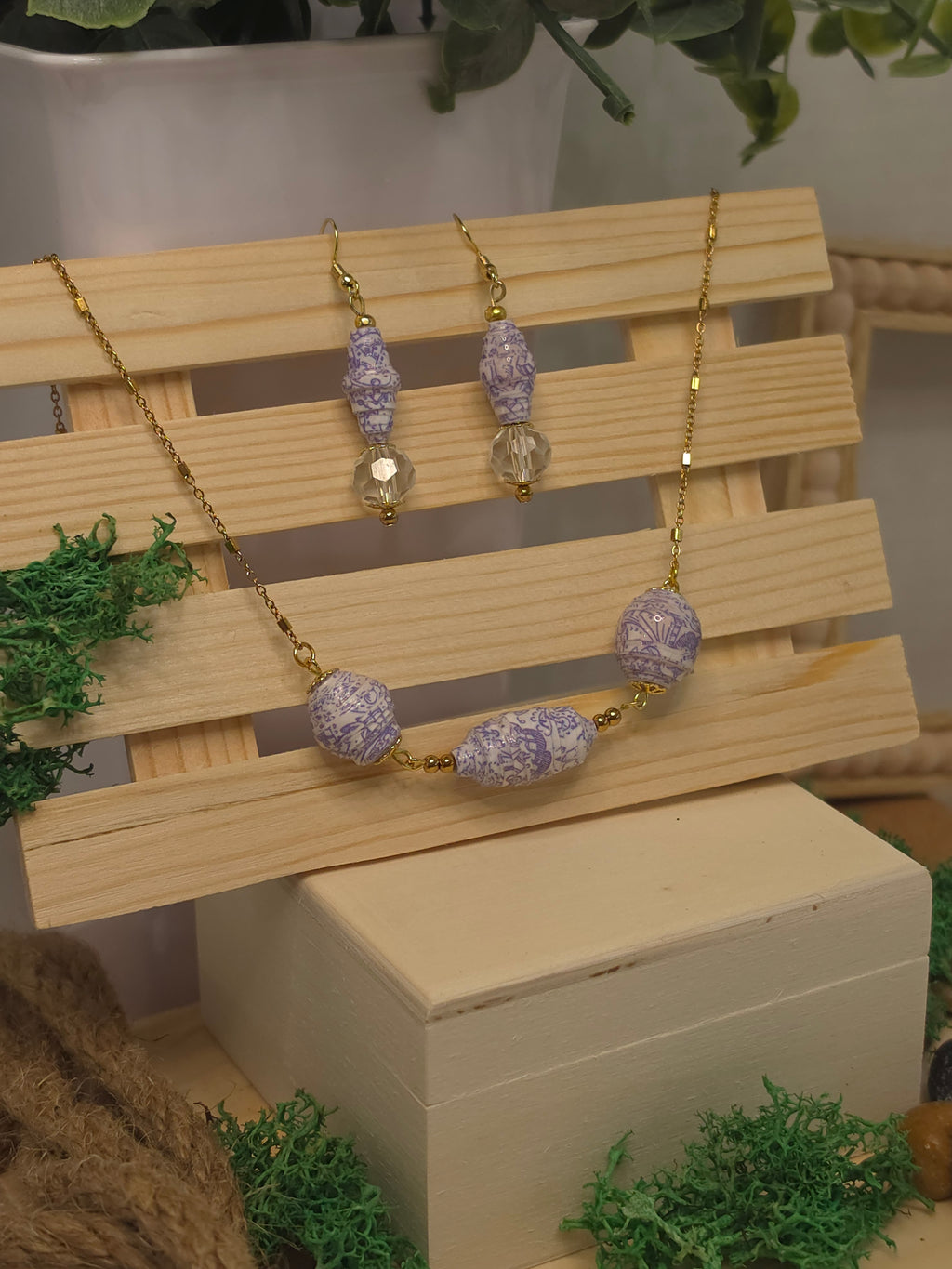 Violeta — Handmade Paper Bead Jewelry Set
