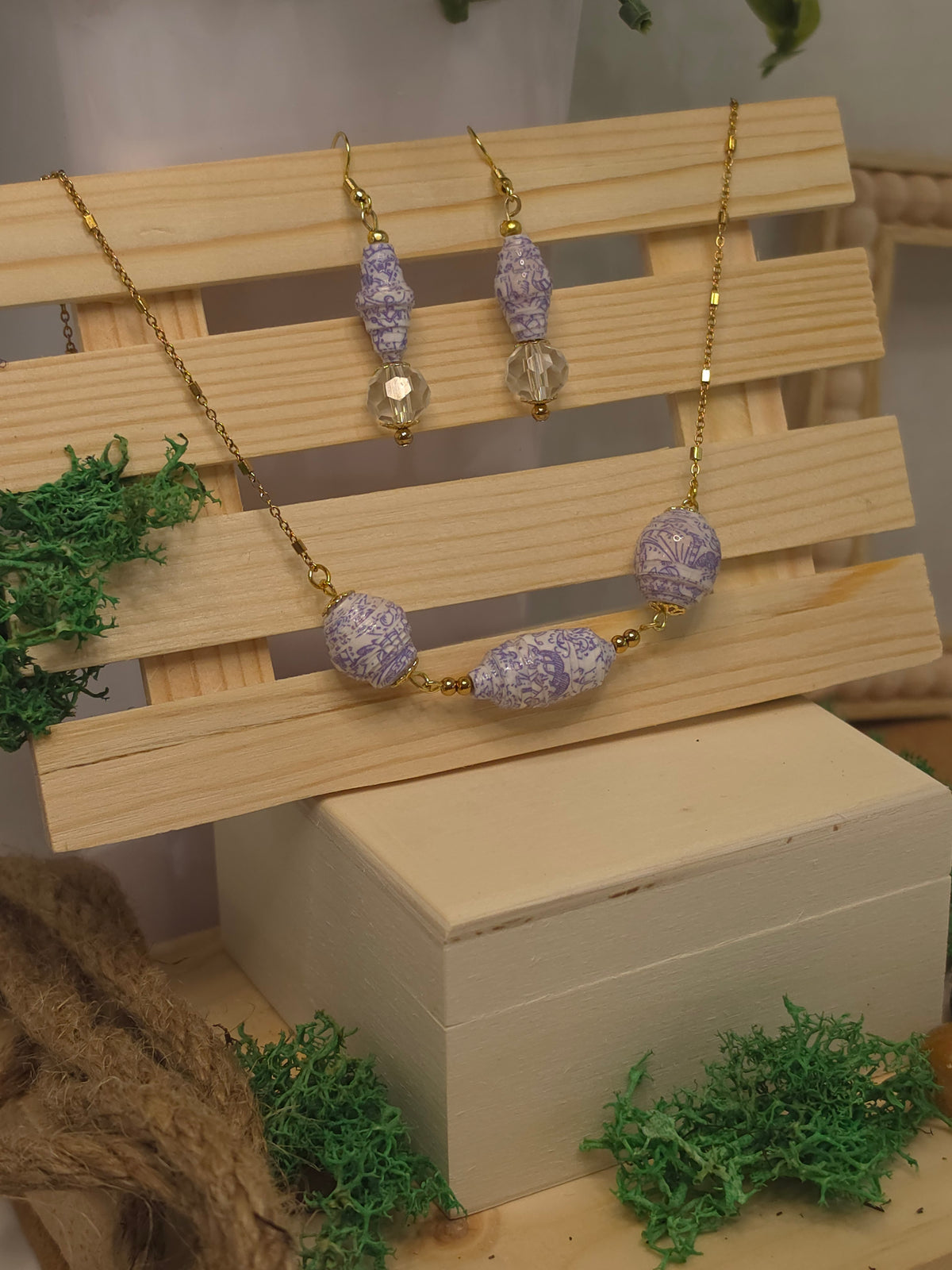 Violeta — Handmade Paper Bead Jewelry Set