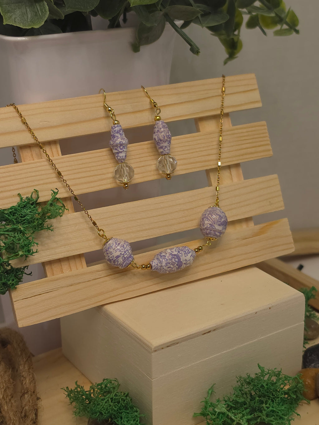 Violeta — Handmade Paper Bead Jewelry Set